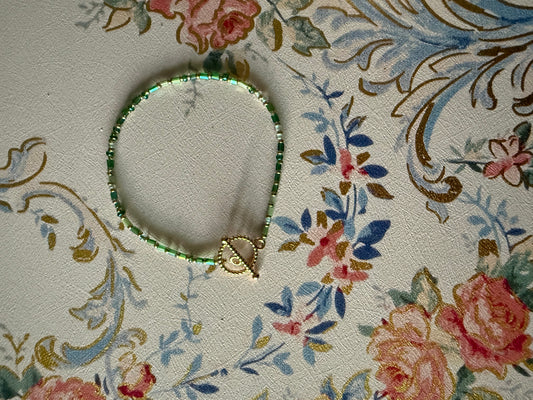 Simple beaded green gold bracelet simple elegant clasp