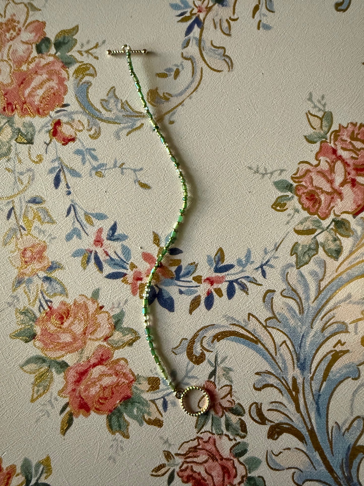 Simple beaded green gold bracelet simple elegant clasp